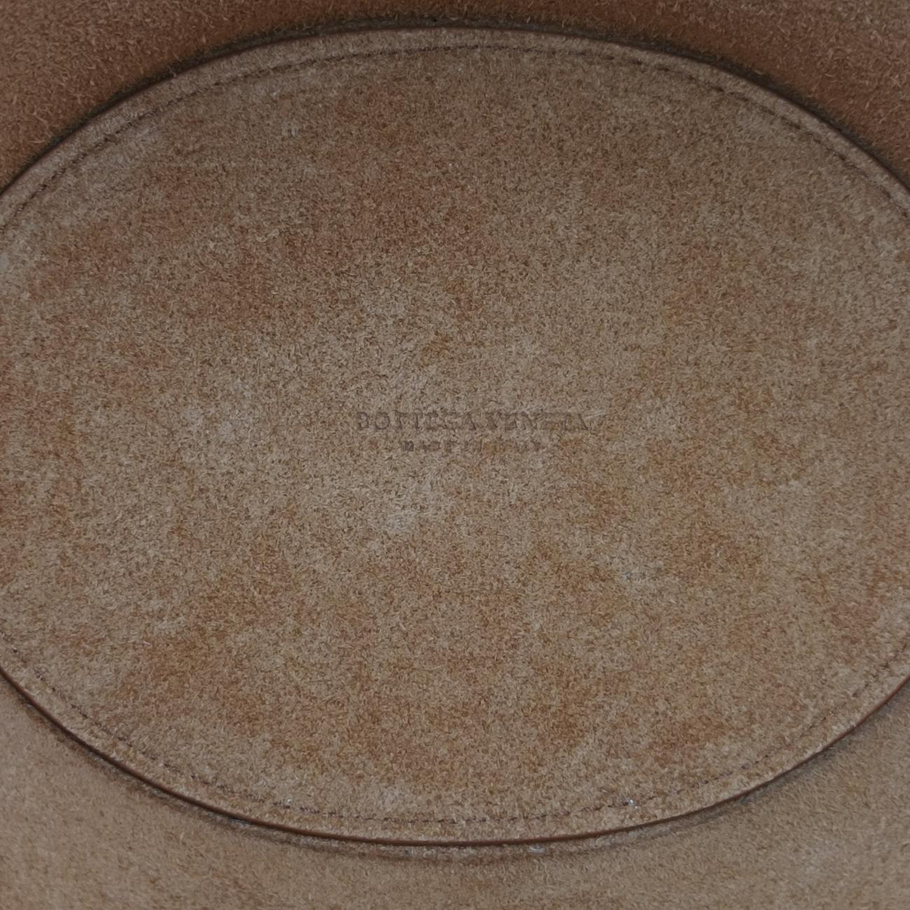 Small basketWhiteLeatherICチップスモール バスケットホワイトレザーICチップ