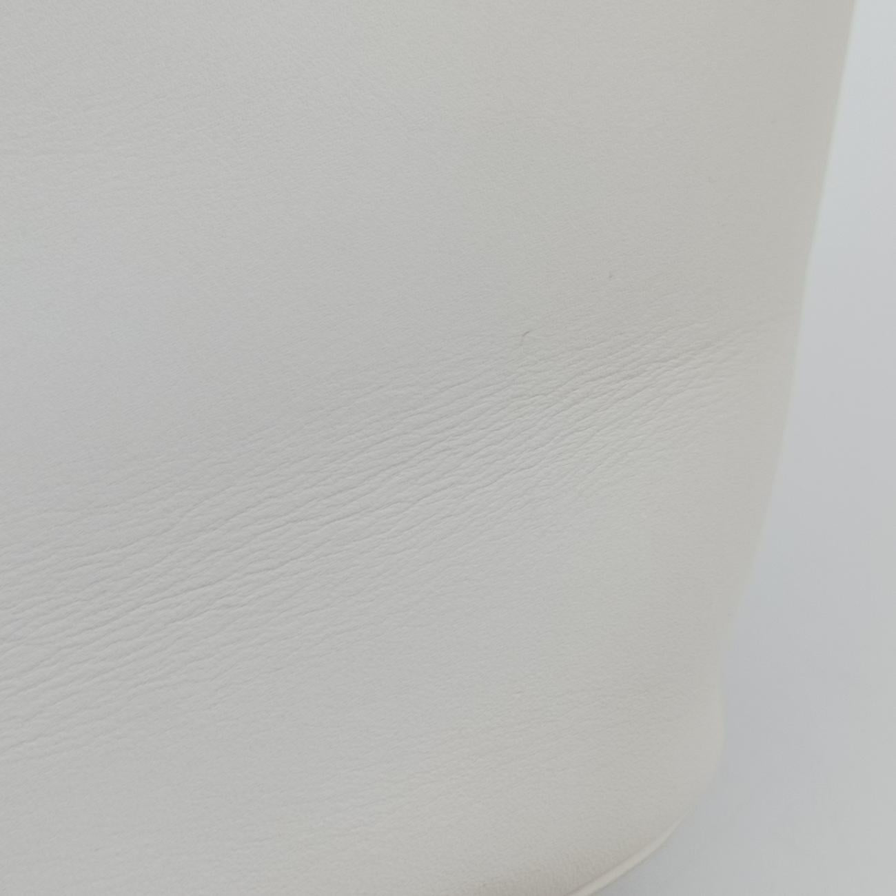 Small basketWhiteLeatherICチップスモール バスケットホワイトレザーICチップ