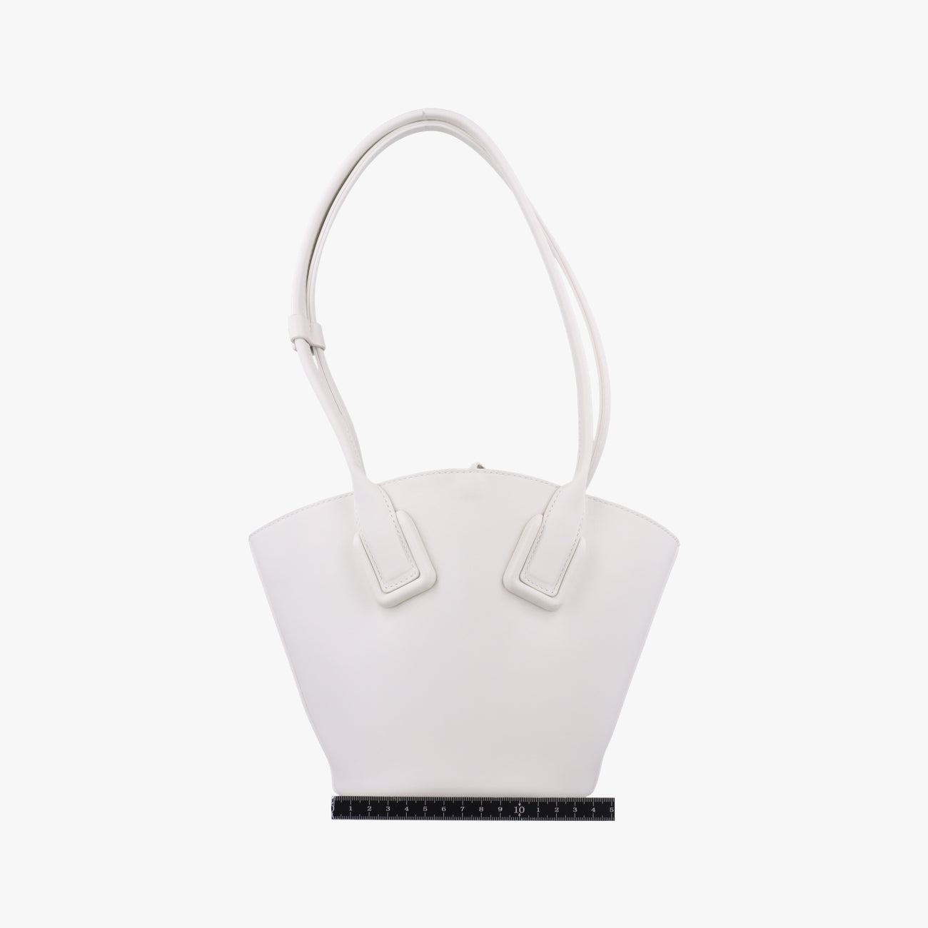 Small basketWhiteLeatherICチップスモール バスケットホワイトレザーICチップ