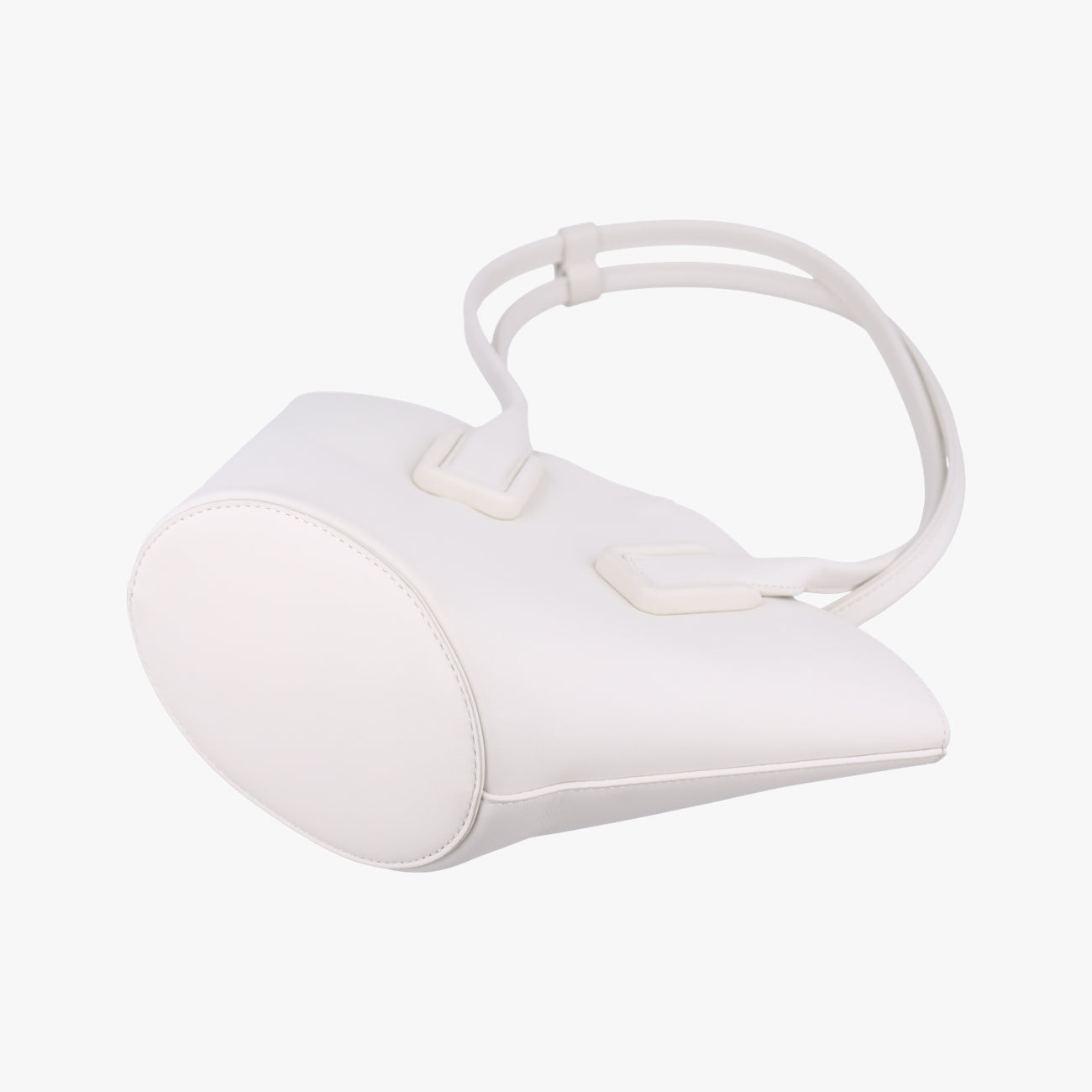 Small basketWhiteLeatherICチップスモール バスケットホワイトレザーICチップ