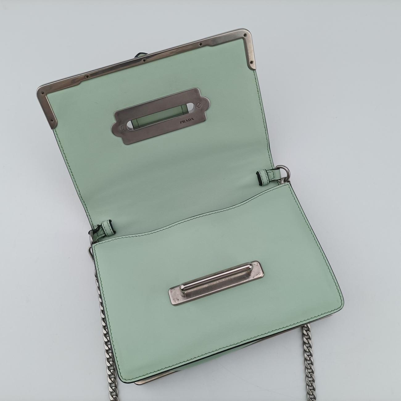 CahierGreenLeather1BH01825カイエグリーンレザー1BH01825