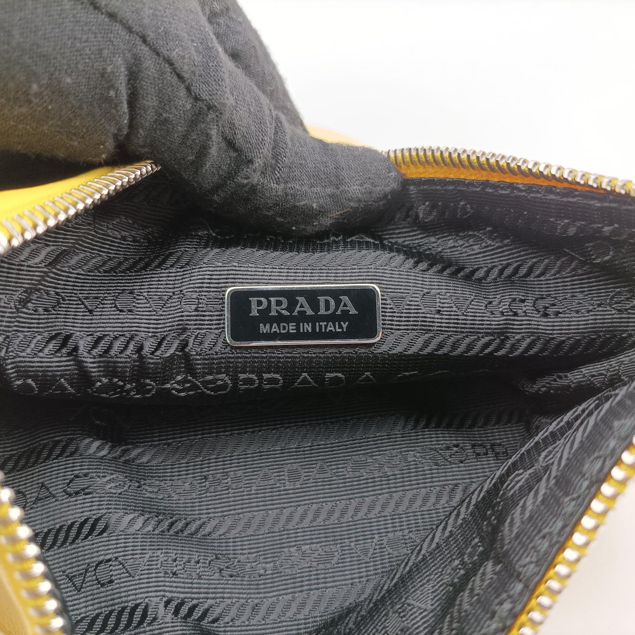 triangle embossed logoYellowLeather1BH1907/Dトライアングル エンボスロゴイエローレザー1BH1907/D