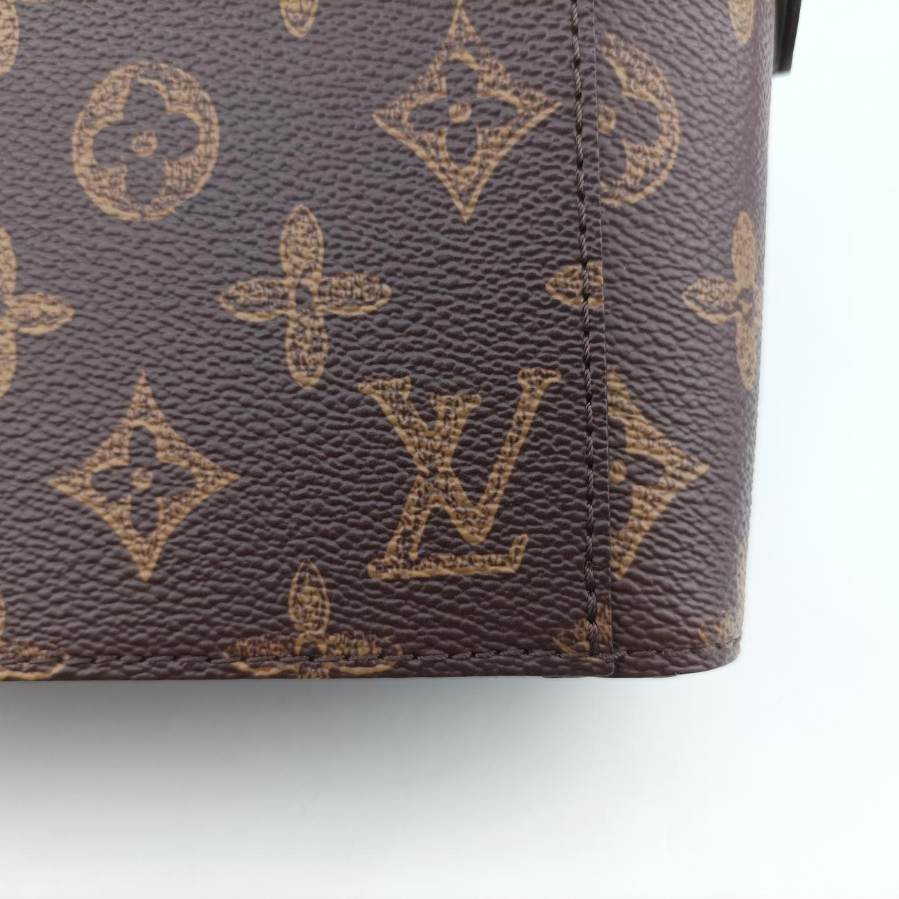 VERTICAL BOX TRUNKbrown×greenMonogram Canvas×calf leatherM59664ICチップモノグラム ボックス トランクモノグラム/ブラウン系×グリーンモノグラムキャンバス×カーフレザーM59664ICチップ