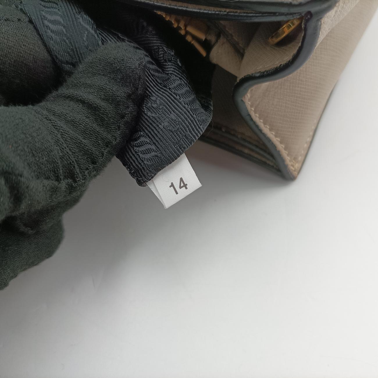 Argilla Saffiano SoftGreySAFFIANO LeatherBN260614 IサフィアーノソフトクレイグレーサフィアーノレザーBN260614 I