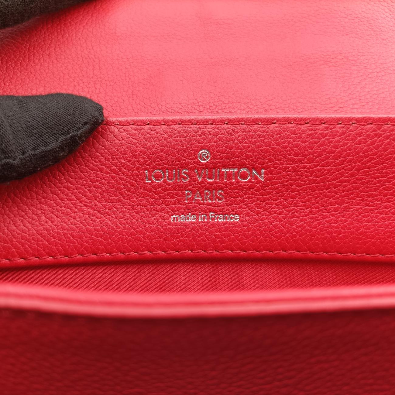 LockmeIIrubyleatherM50363DU2155ロックミーIIルビーレザーM50363DU2155