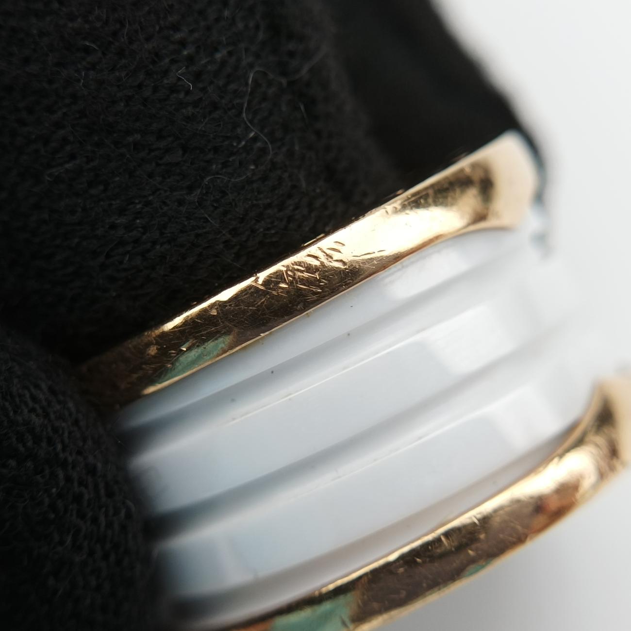 B-zero1White×goldenAU750345833A12T4Xビーゼロワンホワイト×ゴールドAU750345833A12T4X