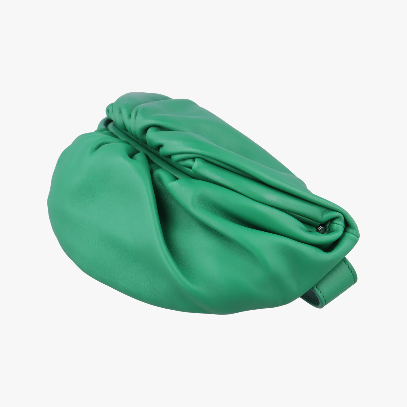 The Chain PouchGreenlambskinP01811498Xザ チェーン ポーチグリーンラムスキンP01811498X