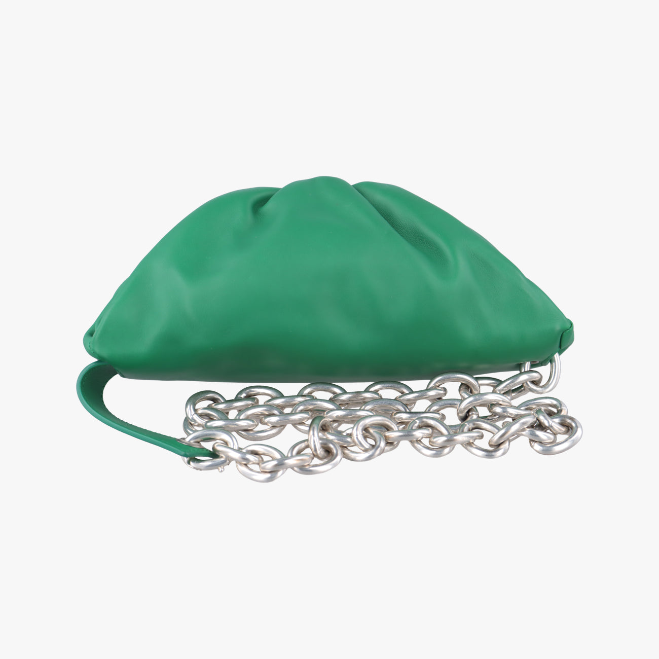 The Chain PouchGreenlambskinP01811498Xザ チェーン ポーチグリーンラムスキンP01811498X