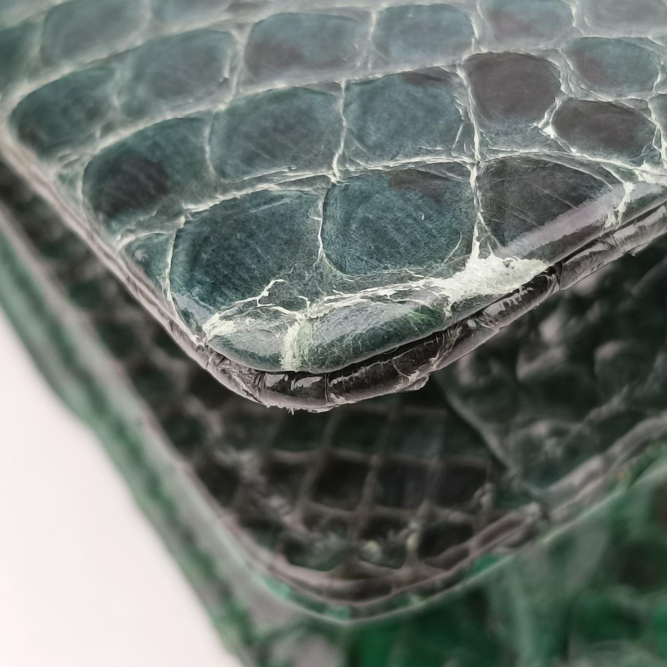 bee embellishmentGreensnakeskinビー エンベリッシュメントグリーンヘビ革