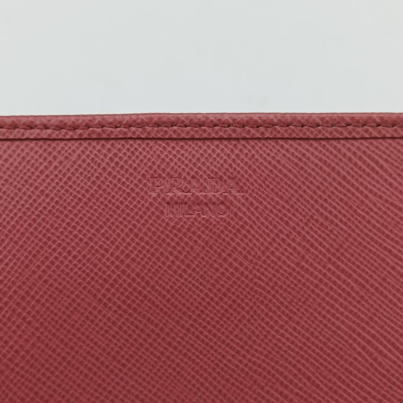Metal Wallet on Chain Cornflower ClutchPinkSaffiano leather1MT290221メタル ウォレット オン チェーン コーンフラワー クラッチピンクサフィアーノレザー1MT290221