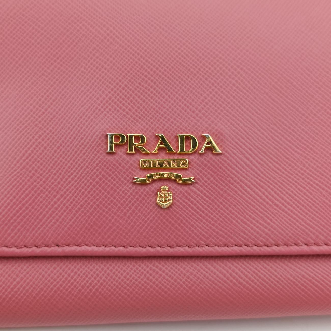 Metal Wallet on Chain Cornflower ClutchPinkSaffiano leather1MT290221メタル ウォレット オン チェーン コーンフラワー クラッチピンクサフィアーノレザー1MT290221