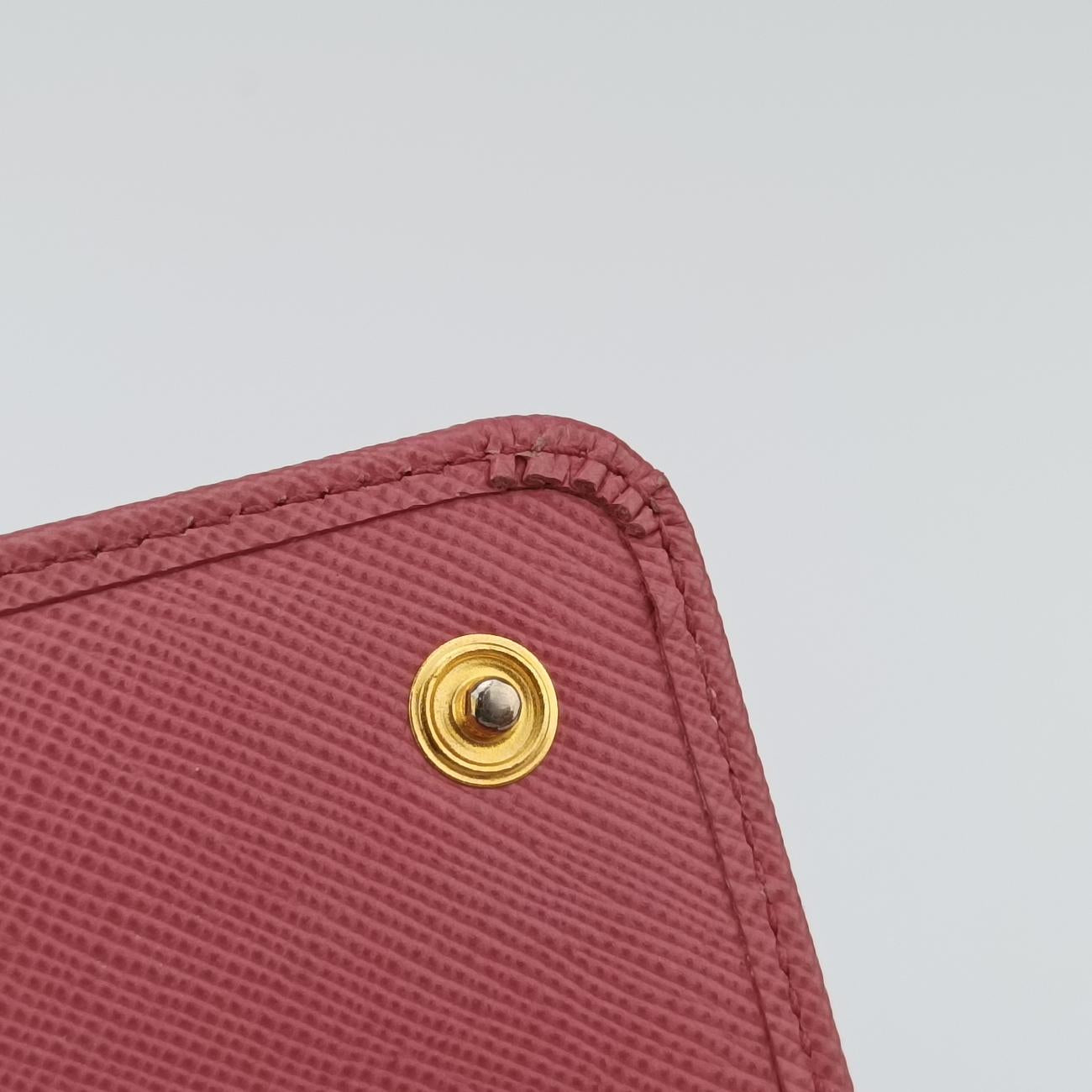 Metal Wallet on Chain Cornflower ClutchPinkSaffiano leather1MT290221メタル ウォレット オン チェーン コーンフラワー クラッチピンクサフィアーノレザー1MT290221
