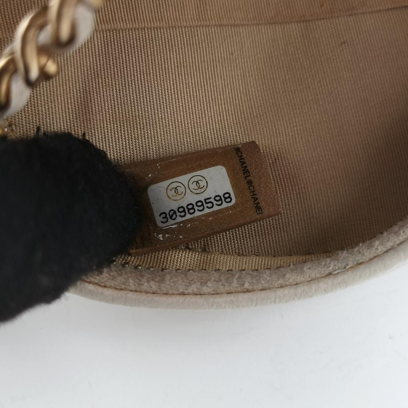 Matelasse RoundWhitelambskinAP144930989598マトラッセ ラウンドホワイトラムスキンAP144930989598