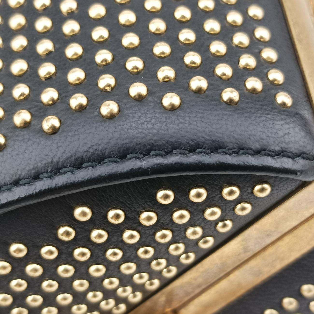 Studded Box With TasselBlackLeather358903 000926タッセル付きスタッズボックスブラックレザー358903 000926