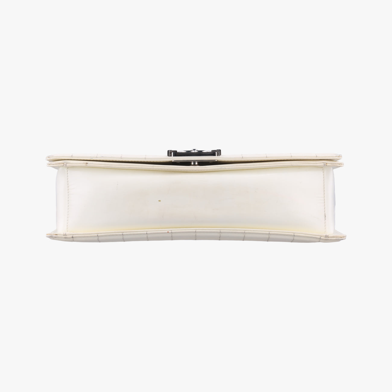 BOY CHANELWhitePatentA6702116191646ボーイシャネルホワイトパテントA6702116191646