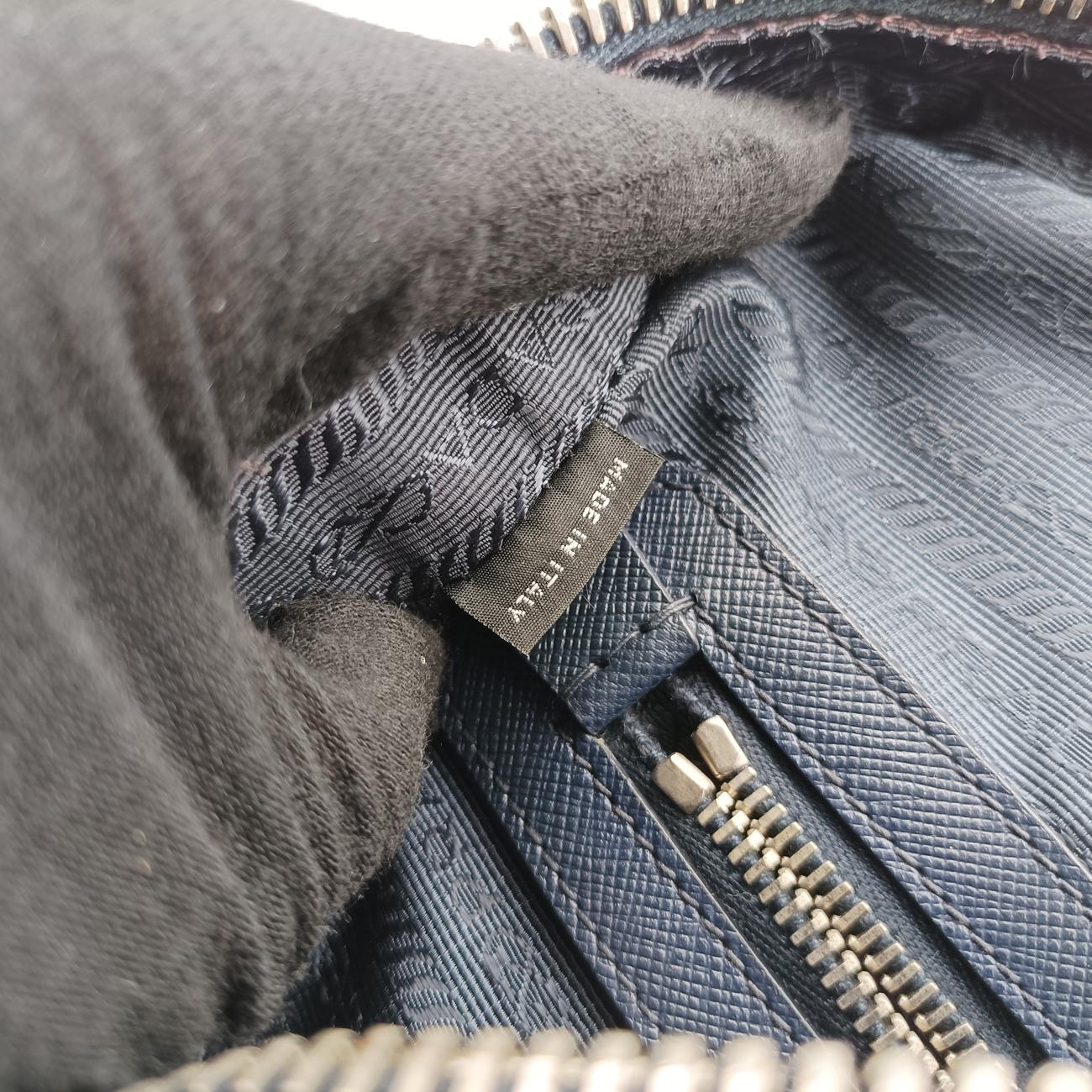 Classic Laptop briefcaseNavySAFFIANO LeatherVS030531/S 208ブリーフケース ビジネスネイビーサフィアーノレザーVS030531/S 208