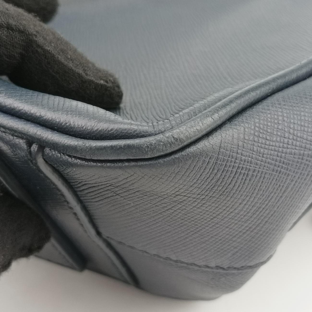 Classic Laptop briefcaseNavySAFFIANO LeatherVS030531/S 208ブリーフケース ビジネスネイビーサフィアーノレザーVS030531/S 208