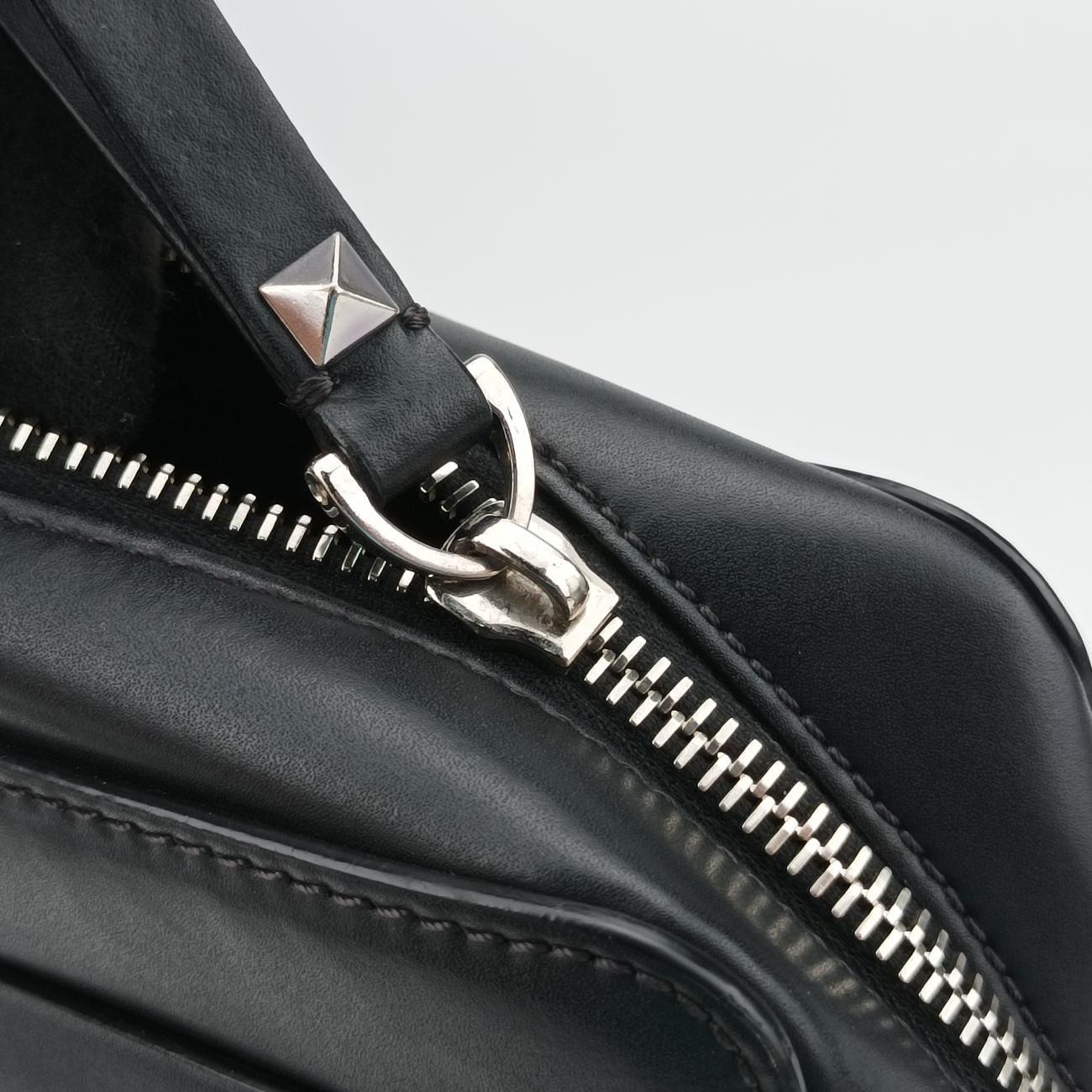 VLTN PrintBlackLeatherVLTN プリントブラックレザー