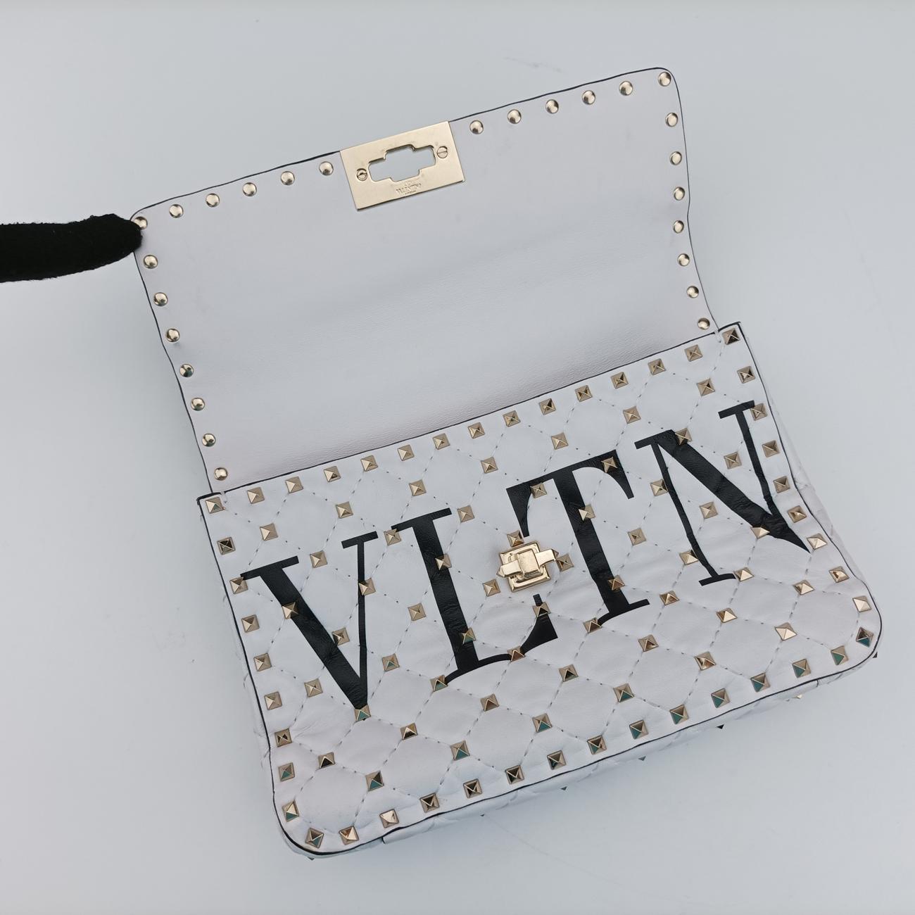 Rockstud SPIKE UPWhite x BlackleatherBL-Q122XQC2ロックスタッズスパイクホワイト×ブラックレザーBL-Q122XQC2