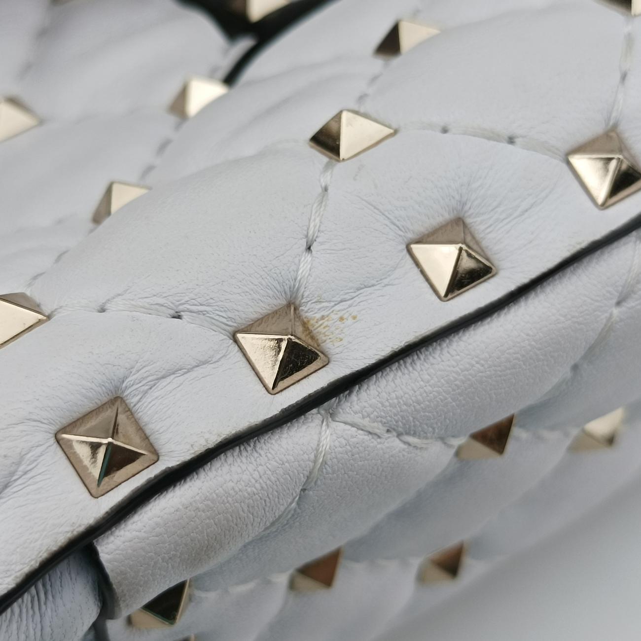 Rockstud SPIKE UPWhite x BlackleatherBL-Q122XQC2ロックスタッズスパイクホワイト×ブラックレザーBL-Q122XQC2