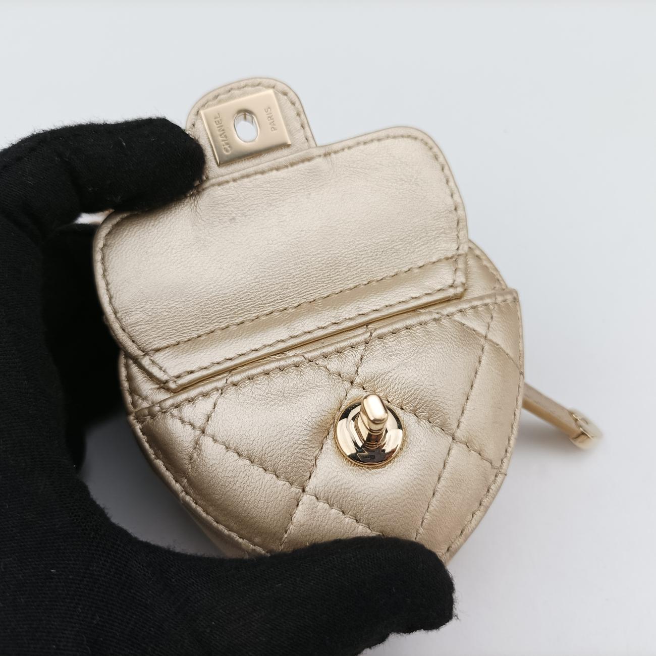 Matelasse Heart Arm Coin PurseGoldenlambskinAP278332050483ハート アーム マトラッセゴールドラムスキンAP278332050483