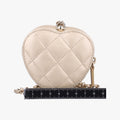Matelasse Heart Arm Coin PurseGoldenlambskinAP278332050483ハート アーム マトラッセゴールドラムスキンAP278332050483