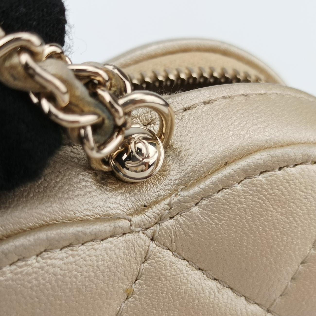Matelasse Heart Arm Coin PurseGoldenlambskinAP278332050483ハート アーム マトラッセゴールドラムスキンAP278332050483