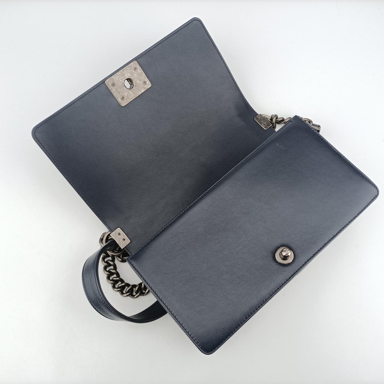 BOY CHANELNavy x Bordeaux x GunmetalLeatherA6708621537480ボーイシャネルネイビー×ボルドー×ガンメタリックレザーA6708621537480