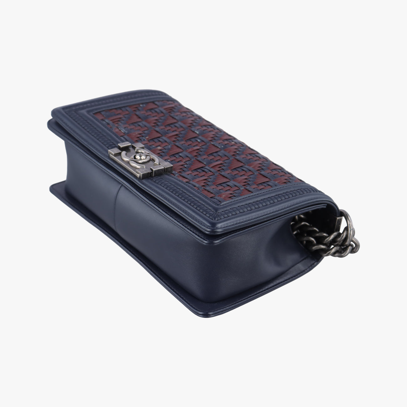 BOY CHANELNavy x Bordeaux x GunmetalLeatherA6708621537480ボーイシャネルネイビー×ボルドー×ガンメタリックレザーA6708621537480