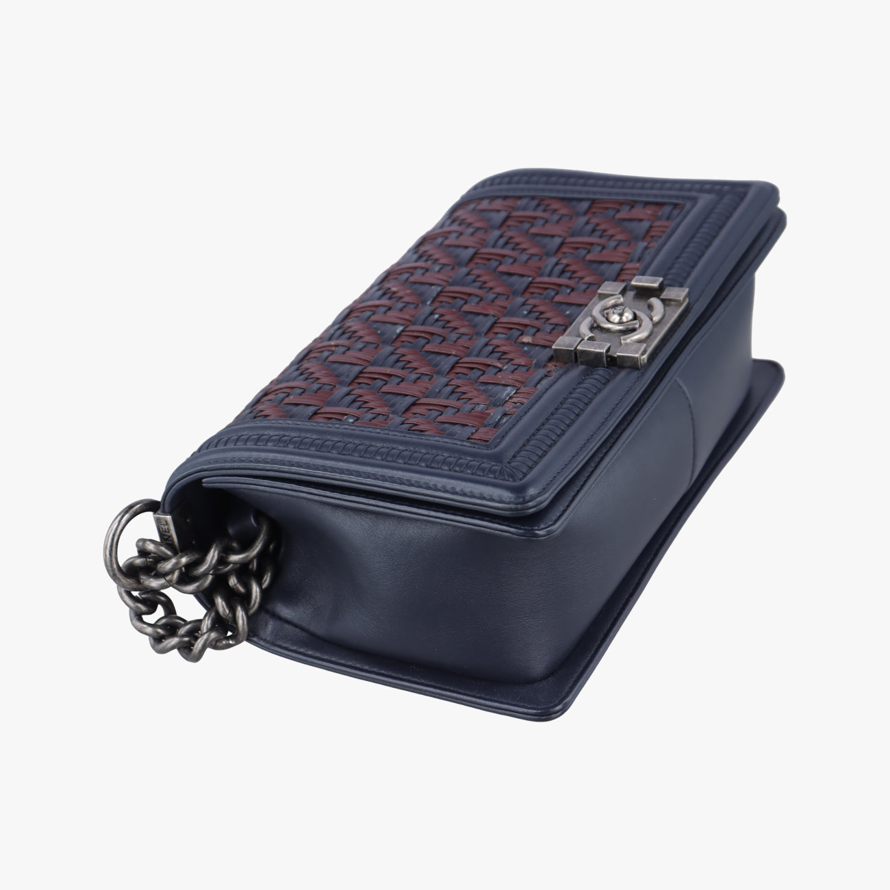 BOY CHANELNavy x Bordeaux x GunmetalLeatherA6708621537480ボーイシャネルネイビー×ボルドー×ガンメタリックレザーA6708621537480