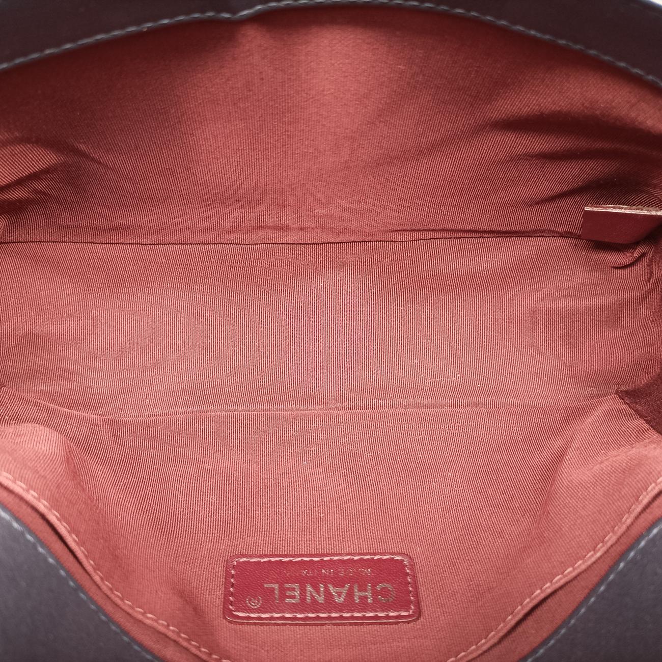 BOY CHANELNavy x Bordeaux x GunmetalLeatherA6708621537480ボーイシャネルネイビー×ボルドー×ガンメタリックレザーA6708621537480
