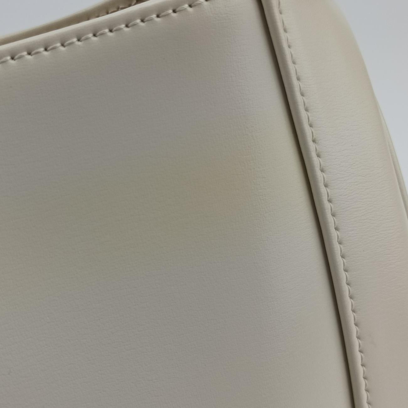 JACKIE 1961WhiteLeather636709E034251876ジャッキー 1961ホワイトレザー636709E034251876