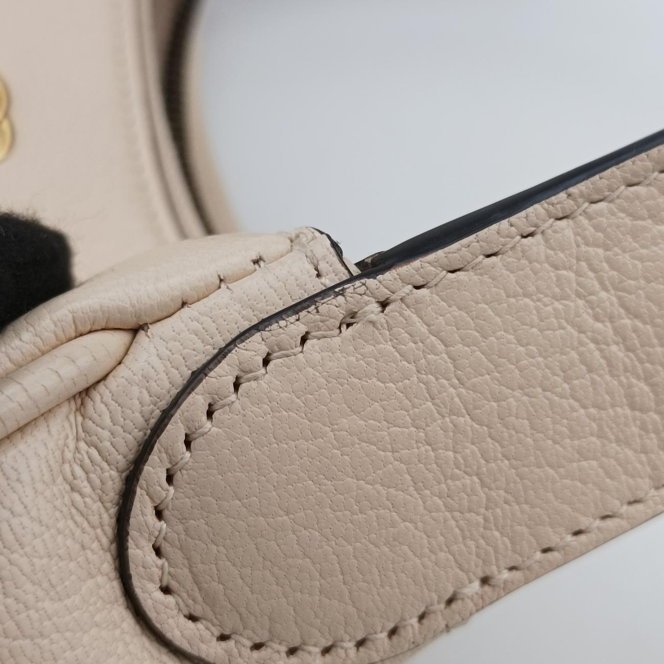 AphroditeBeigeLeather739076B040175304アフロディーテベージュレザー739076B040175304