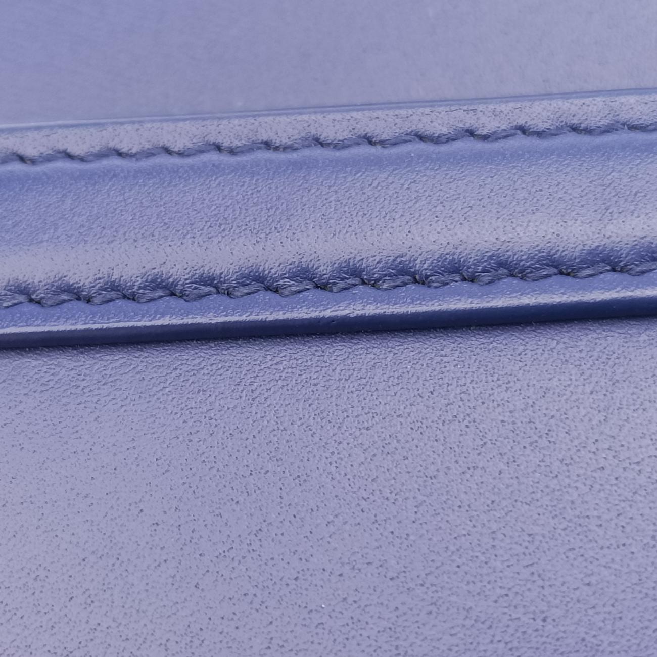 CASSANDRABlueLeather623930GAB623930.0720カサンドラブルーレザー623930GAB623930.0720