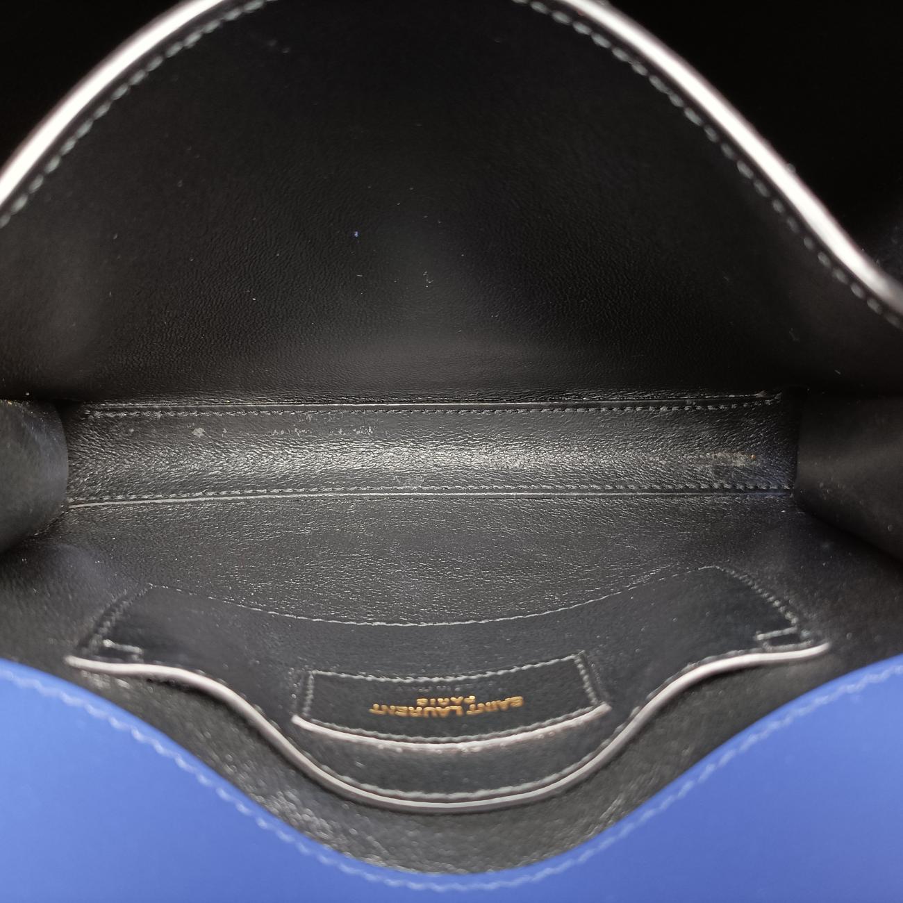 CASSANDRABlueLeather623930GAB623930.0720カサンドラブルーレザー623930GAB623930.0720