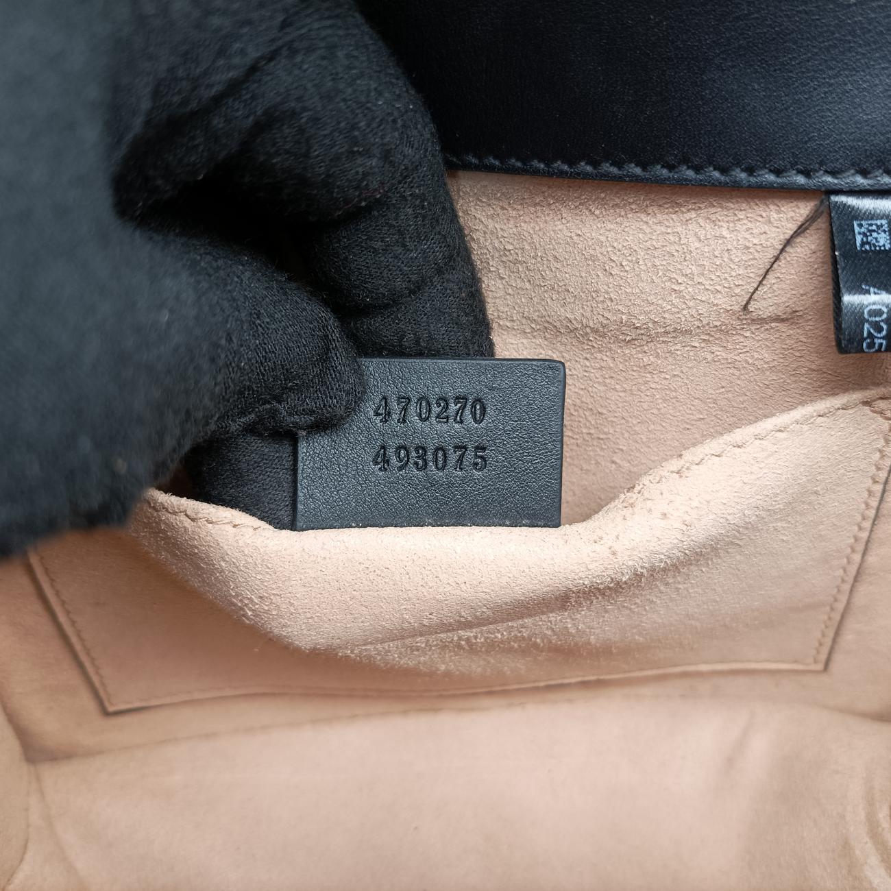 SylvieRed x Black x Navyvelour470270A025821181シルヴィレッド×ブラック×ネイビーベロア470270A025821181