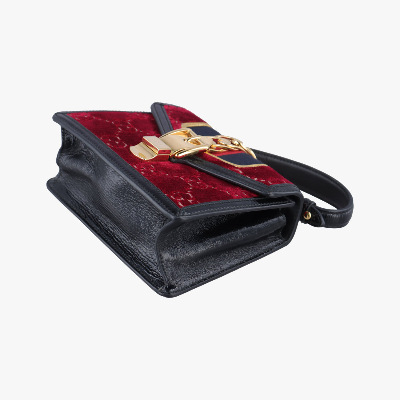 SylvieRed x Black x Navyvelour470270A025821181シルヴィレッド×ブラック×ネイビーベロア470270A025821181