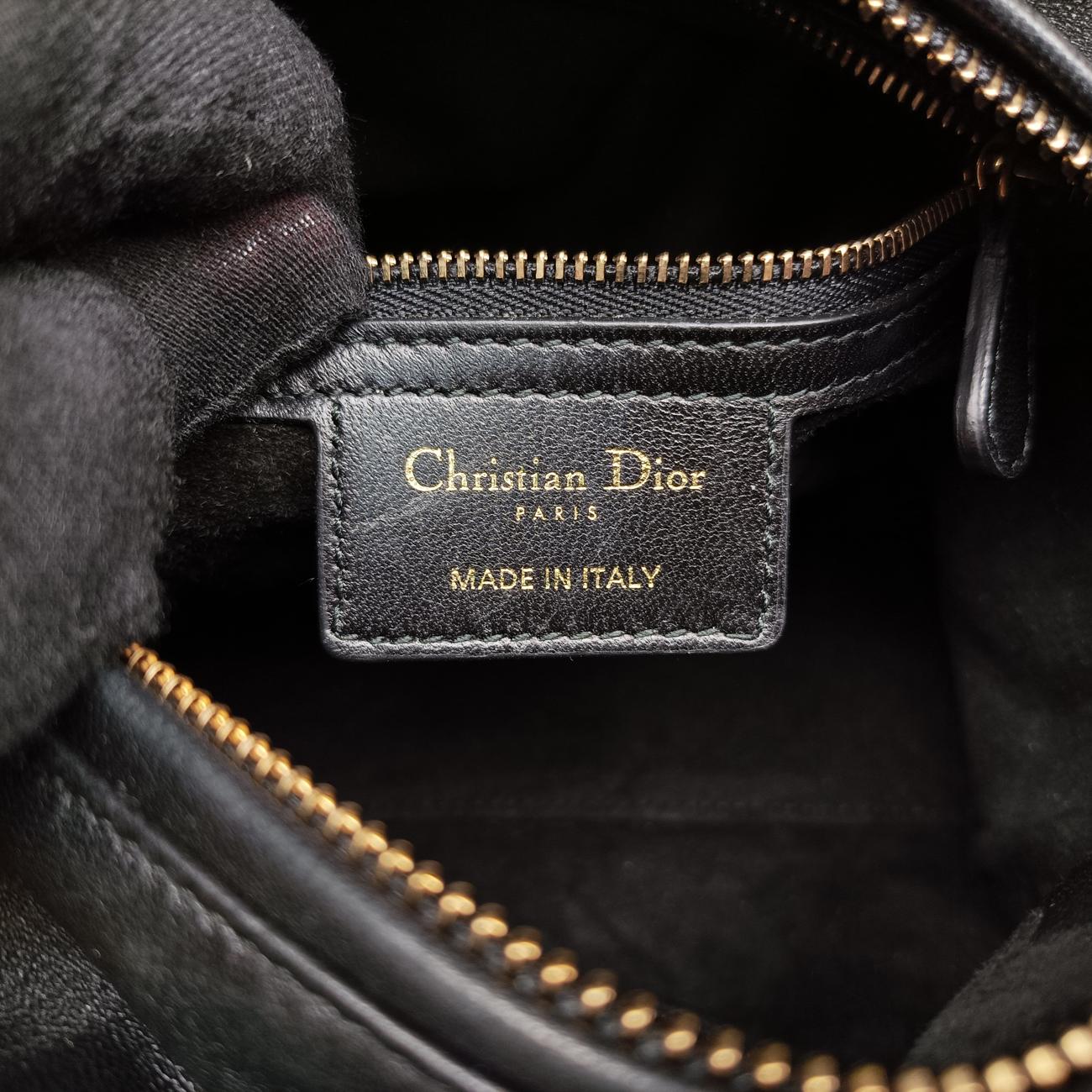 Lady DiorBlacklambskin16-BO-0127レディディオールブラックラムスキン16-BO-0127
