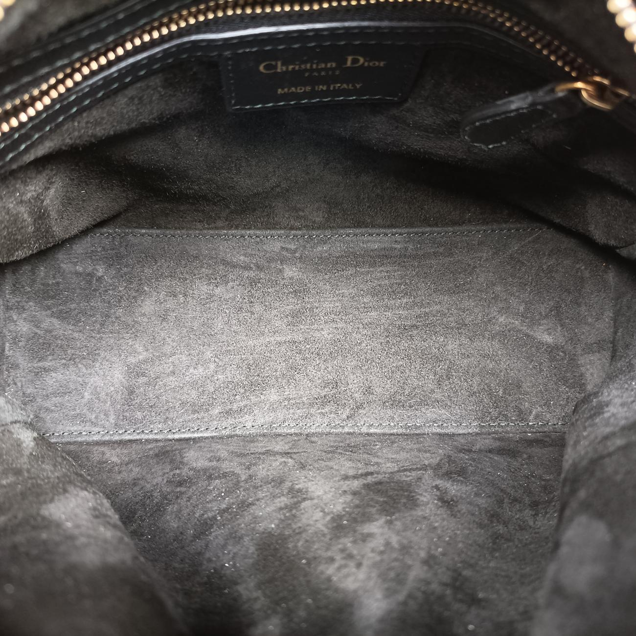 Lady DiorBlacklambskin16-BO-0127レディディオールブラックラムスキン16-BO-0127