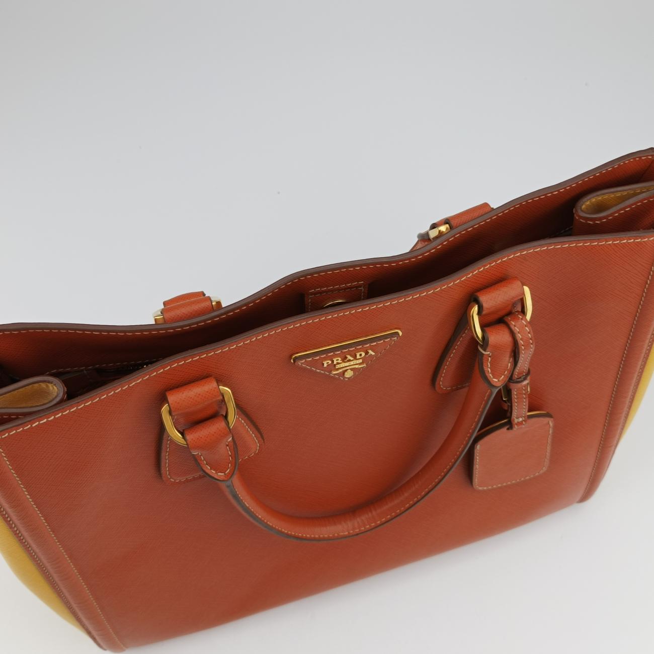 Two Tone Open ToteOrange×YellowSaffiano LeatherBN24387/A 165ツートン オープン トートオレンジ×イエローサフィアーノレザーBN24387/A 165
