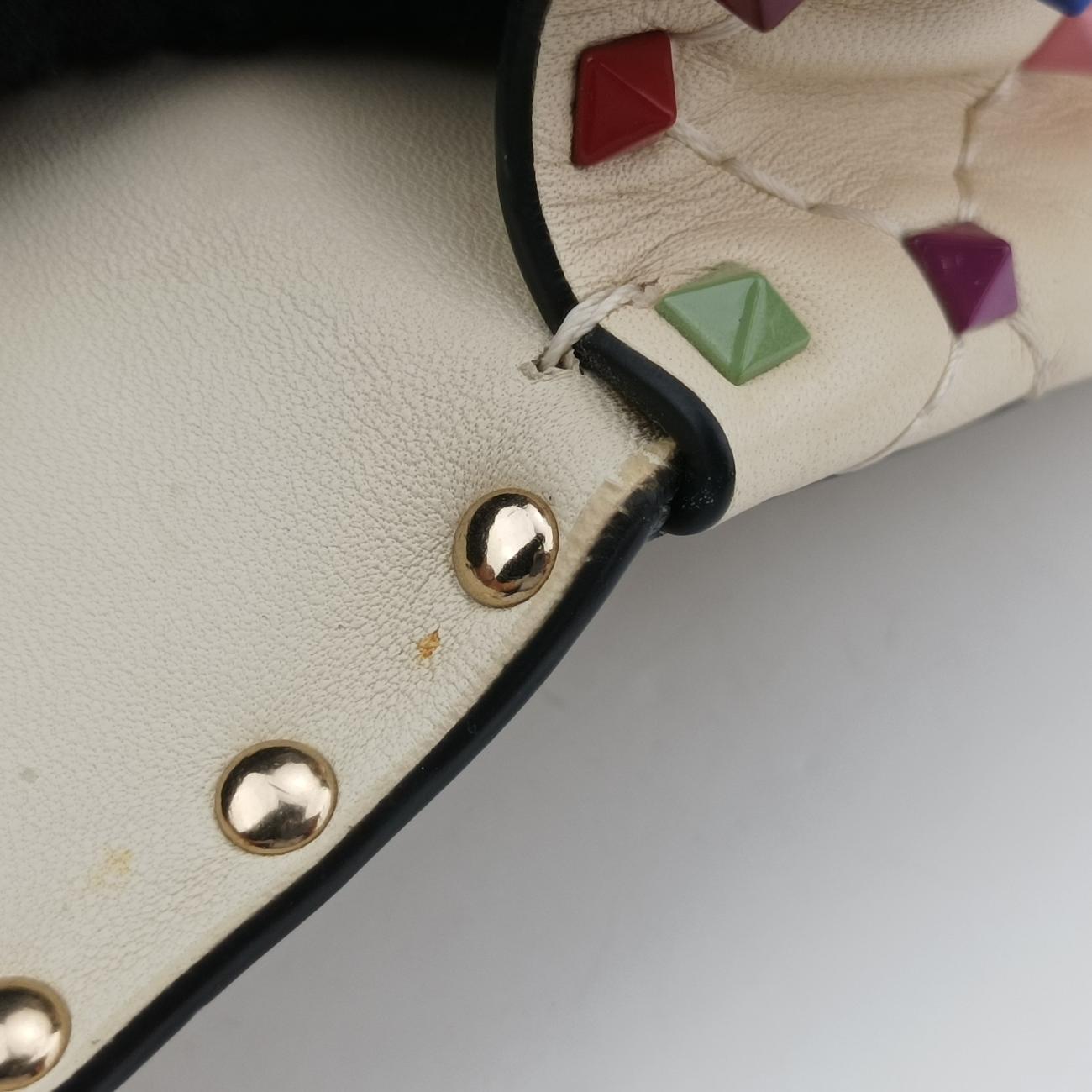 Rockstud　Beige x MulticolorLeatherBL-P123JMD0ロックスタッズベージュ x マルチカラーレザーBL-P123JMD0