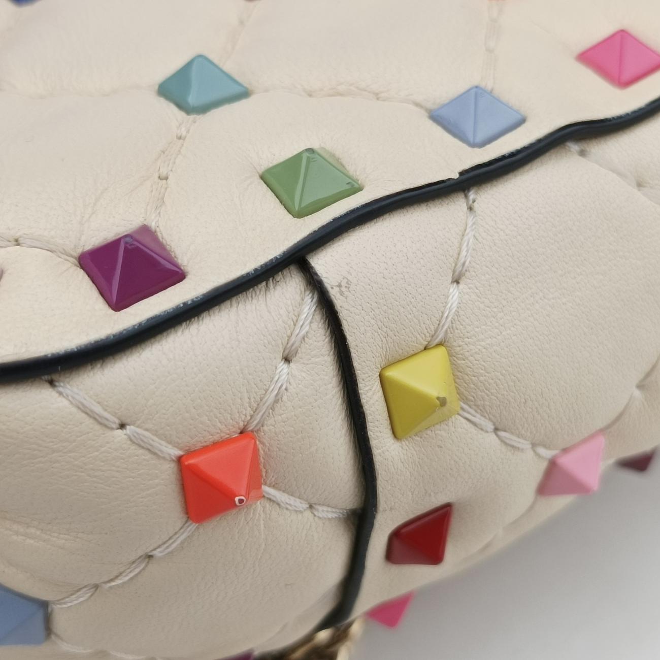 Rockstud　Beige x MulticolorLeatherBL-P123JMD0ロックスタッズベージュ x マルチカラーレザーBL-P123JMD0