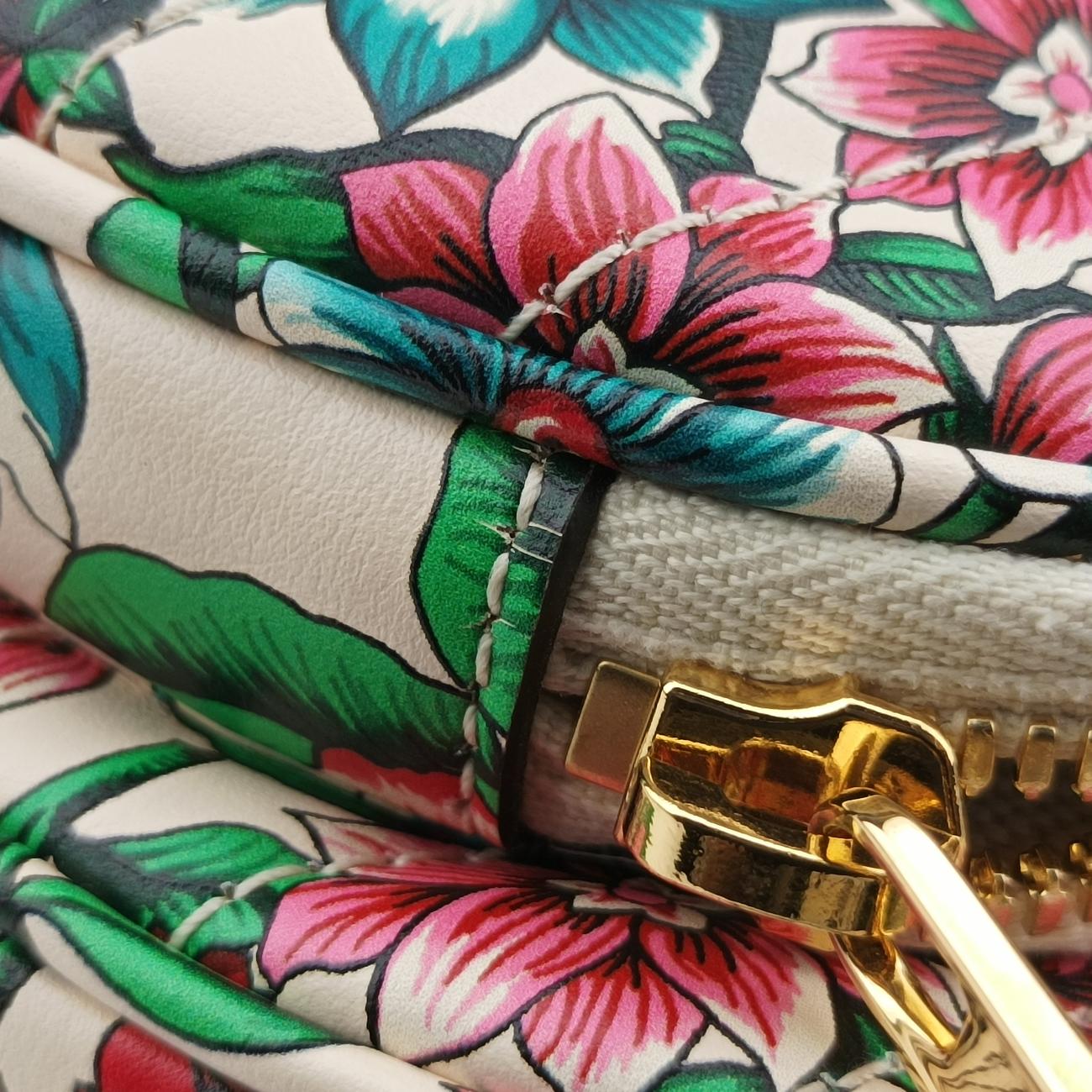 GG Marmont Flower Print HeartMulticolourLeather740355C040806063GGマーモント フラワー プリント ハートマルチカラーレザー740355C040806063