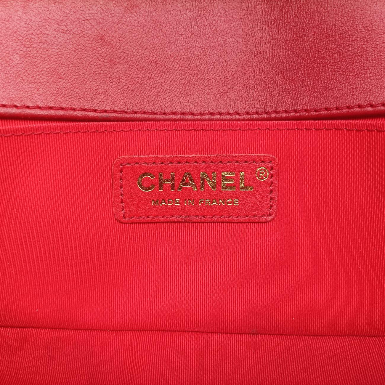 BOY CHANELRedlambskinA6708521166403ボーイシャネルレッドラムスキンA6708521166403