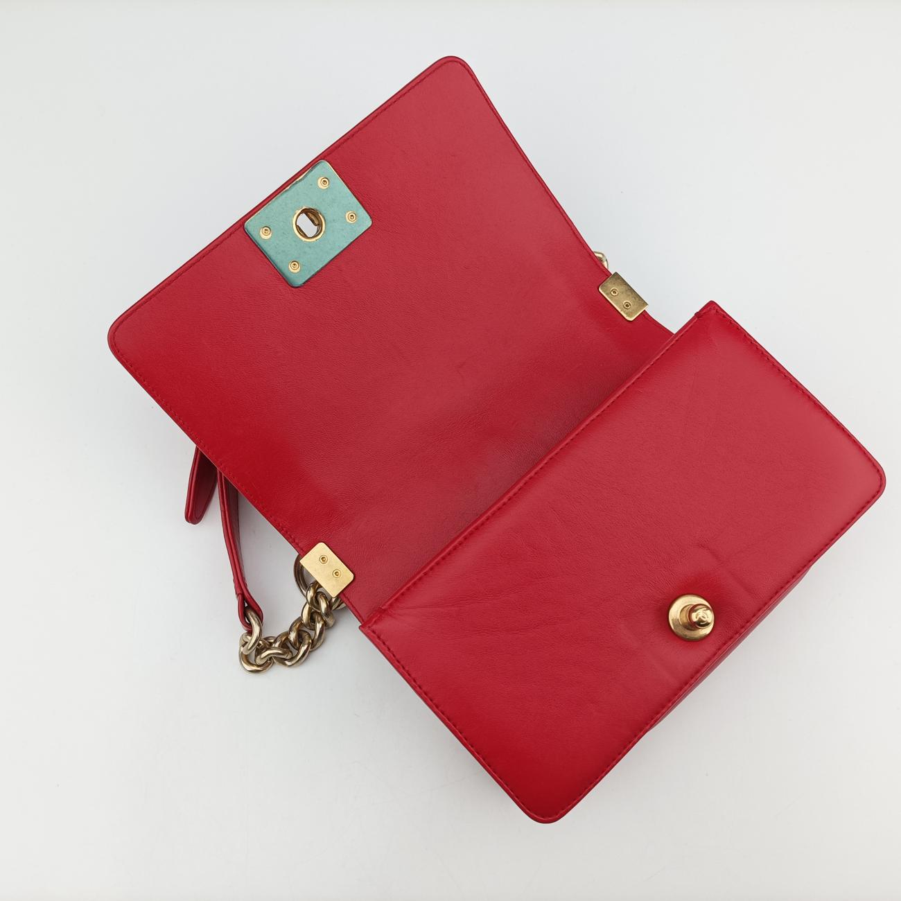 BOY CHANELRedlambskinA6708521166403ボーイシャネルレッドラムスキンA6708521166403