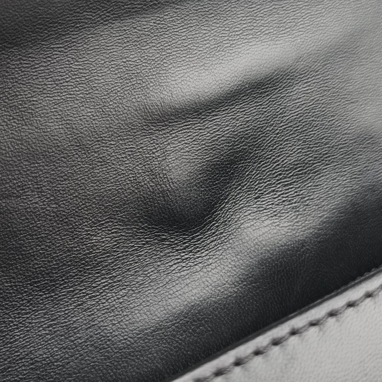 BOY CHANELWhite×BlackLambskinA6708518463703ボーイシャネルホワイト×ブラックラムスキンA6708518463703