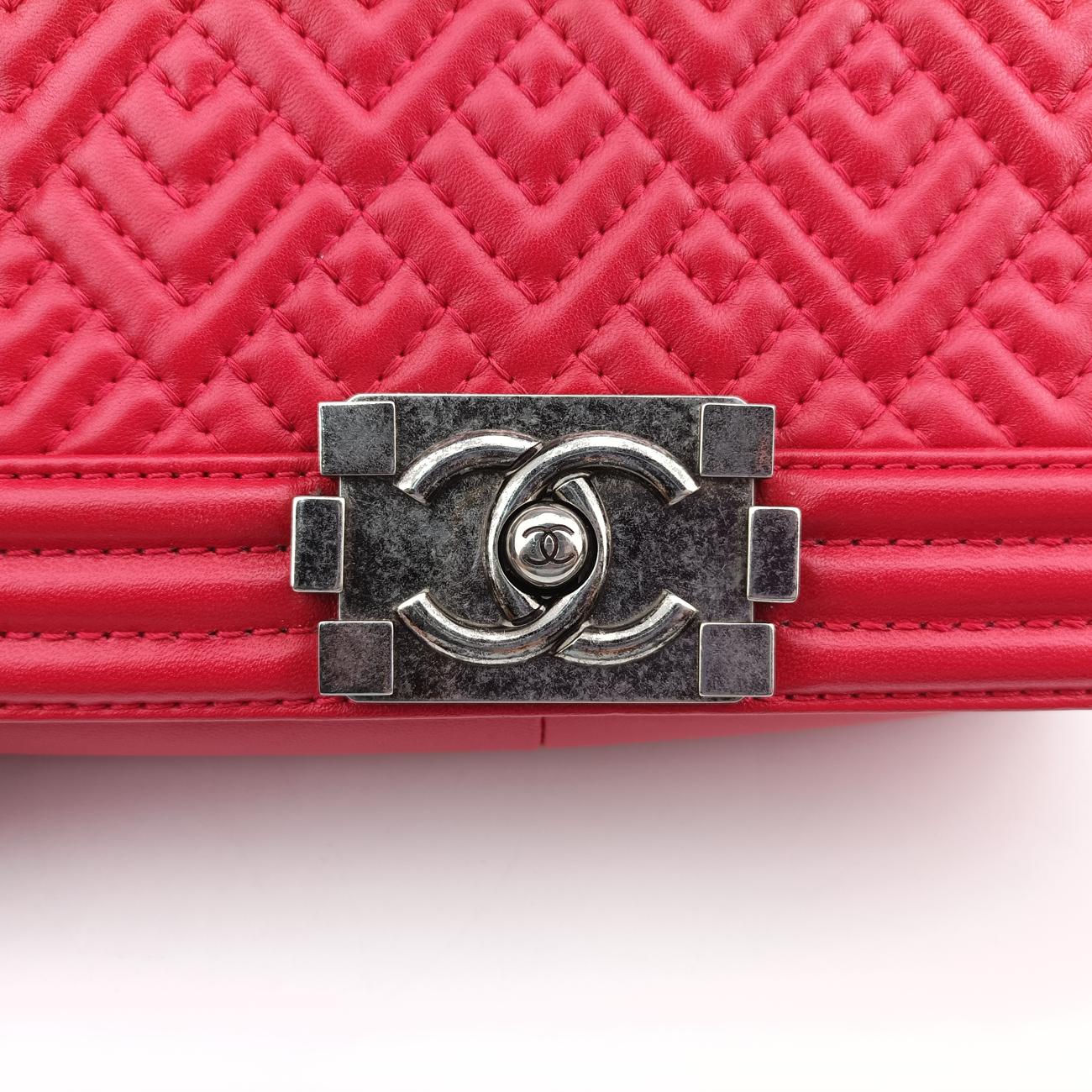 BOY CHANELRedlambskinA6708621463111ボーイシャネルレッドラムスキンA6708621463111