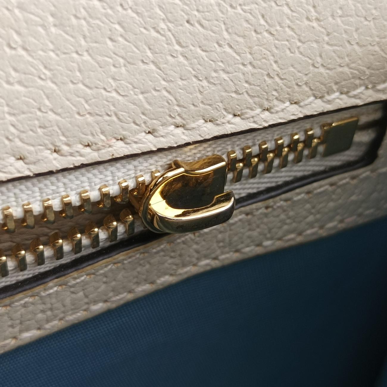 SylvieIvory x Navy x RedLeather524405E031135889シルヴィアイボリー×ネイビー×レッドレザー524405E031135889
