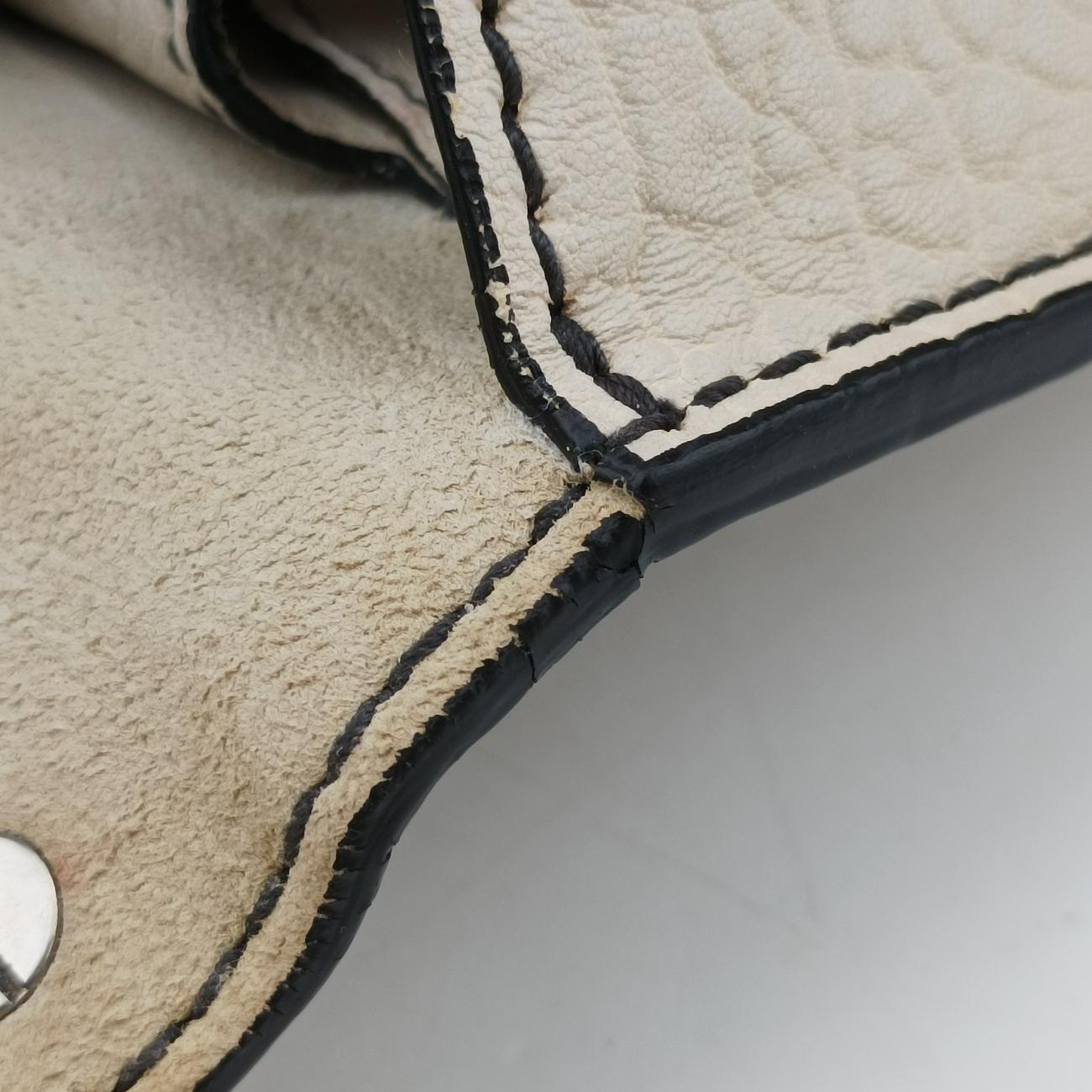 J'AdiorWhiteLeather19-MA-0197ジャディオールホワイトレザー19-MA-0197