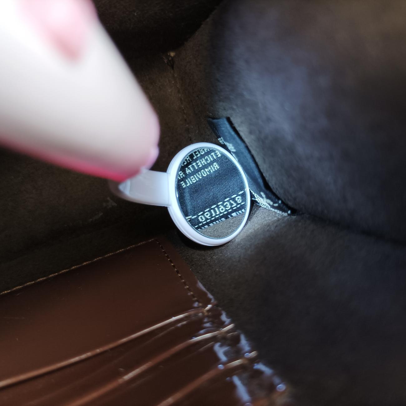 KarligraphyBrownPatent8BT3178BT317 A5AU 199.0189カーリグラフィブラウンパテント8BT3178BT317 A5AU 199.0189
